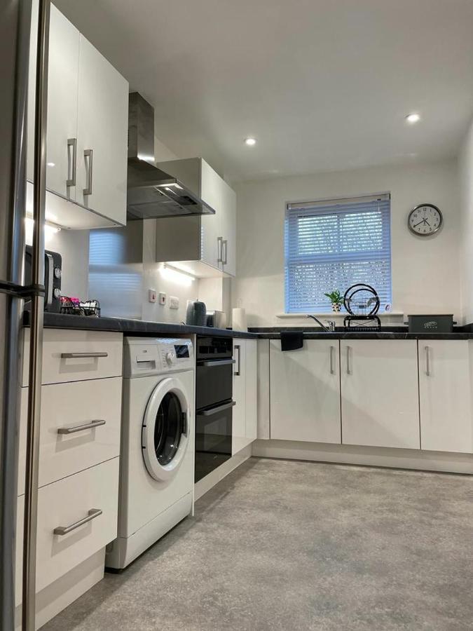 1 Merchants Gate - 2 Bedroom, City Apartment With Private Parking يورك المظهر الخارجي الصورة