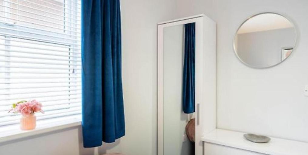 1 Merchants Gate - 2 Bedroom, City Apartment With Private Parking يورك المظهر الخارجي الصورة